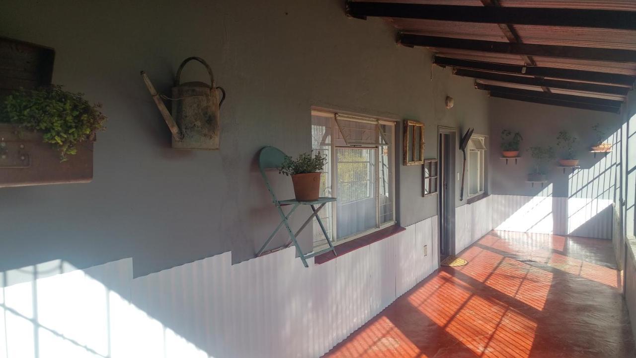 Four Seasons Self-Catering Guest House กราสคอป ภายนอก รูปภาพ